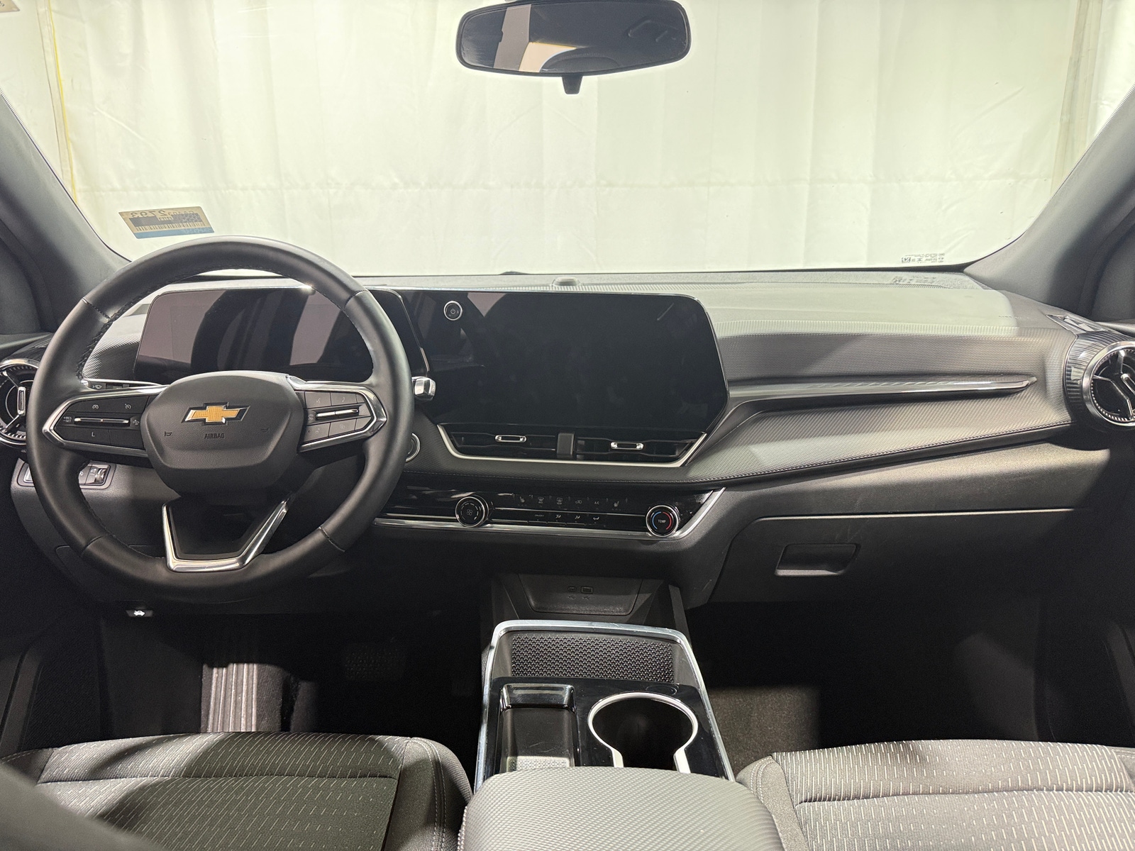 Thumbnail: 2025 Chevrolet Equinox - 3