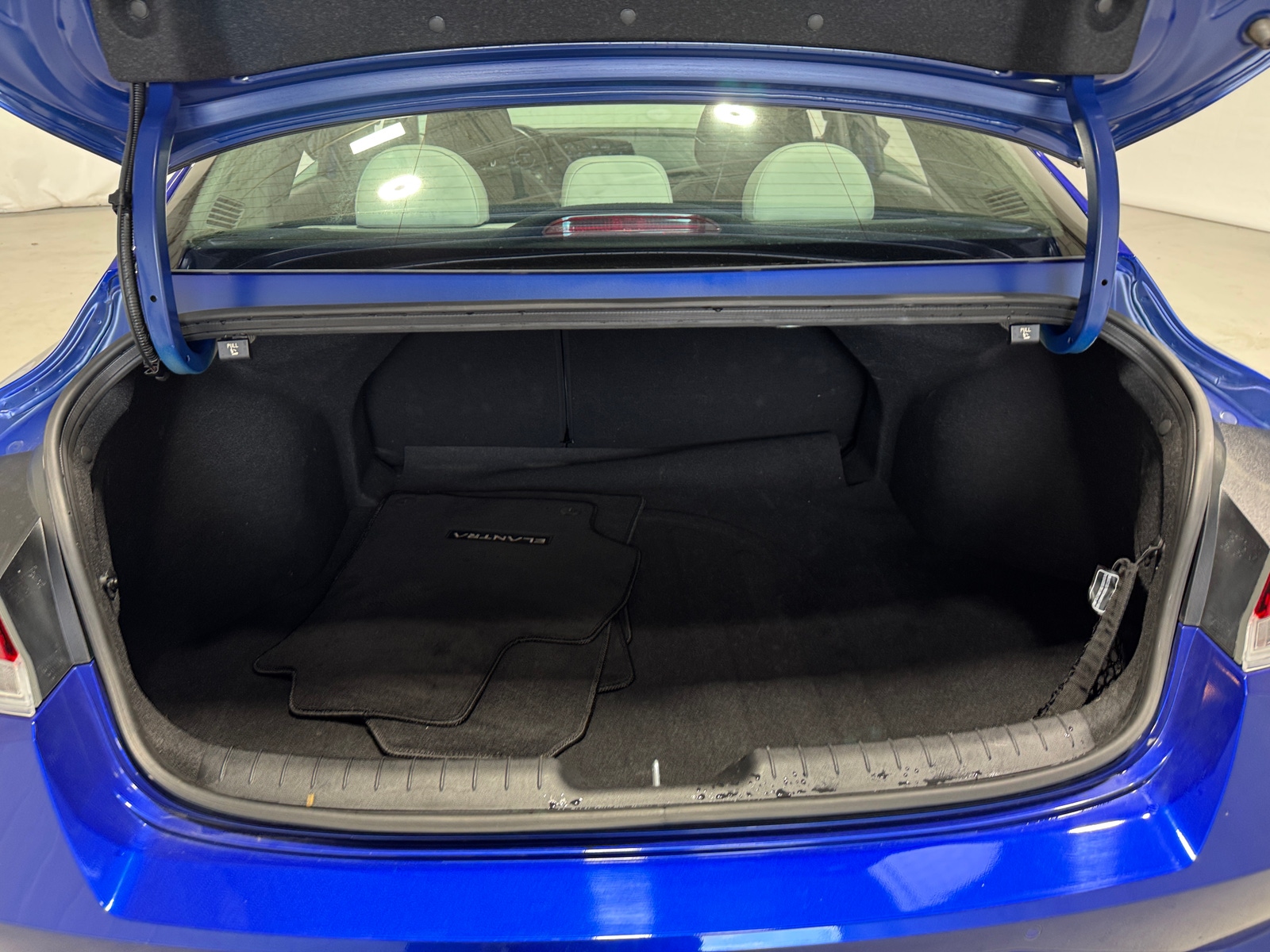 Thumbnail: 2023 Hyundai Elantra - 6