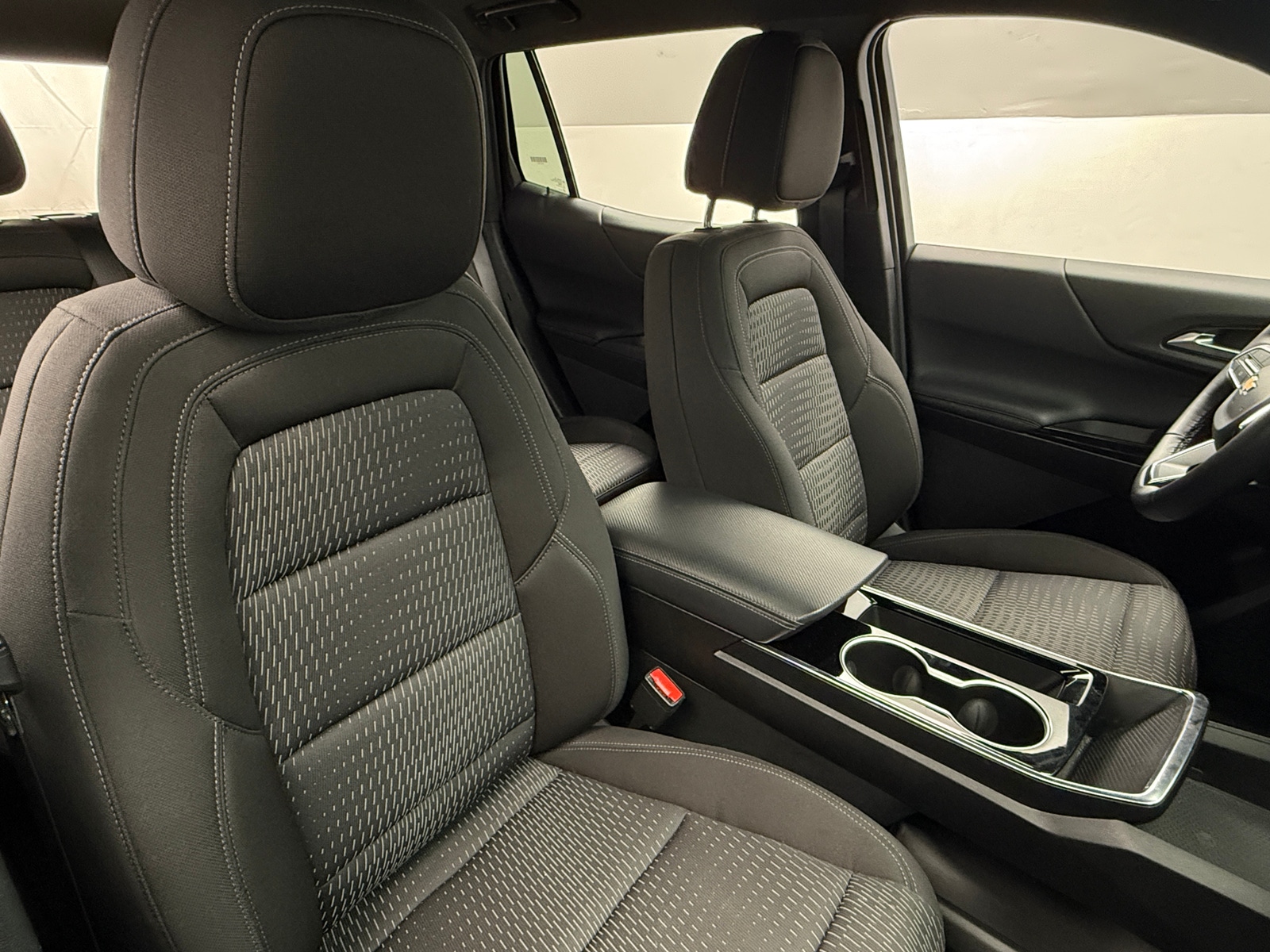 Thumbnail: 2025 Chevrolet Equinox - 2