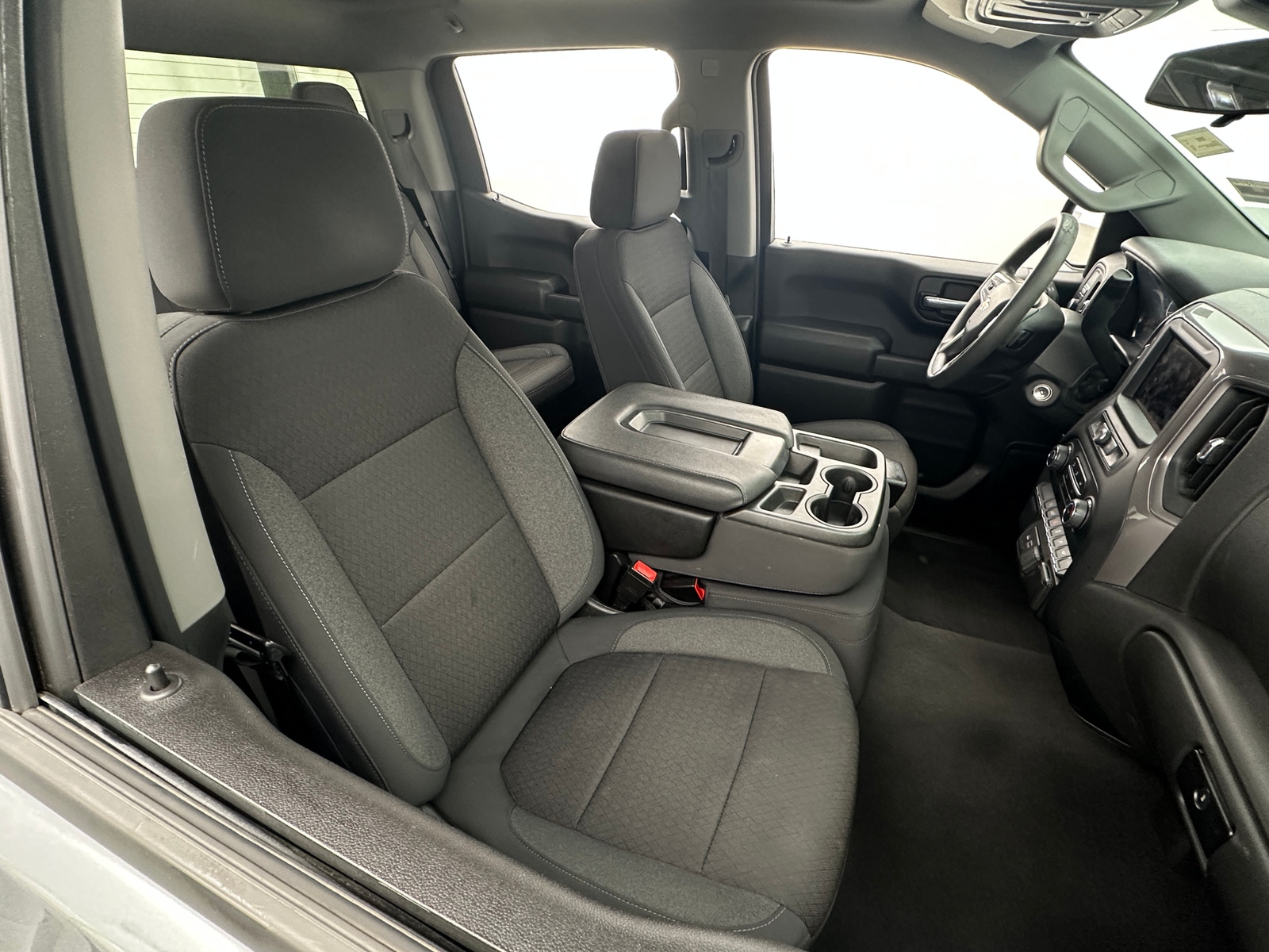 Thumbnail: 2022 Chevrolet Silverado 1500 - 2