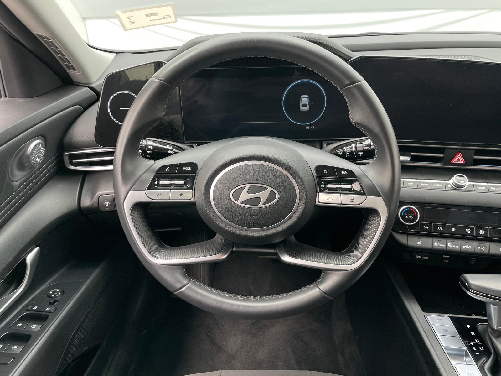 Thumbnail: 2025 Hyundai Elantra - 5