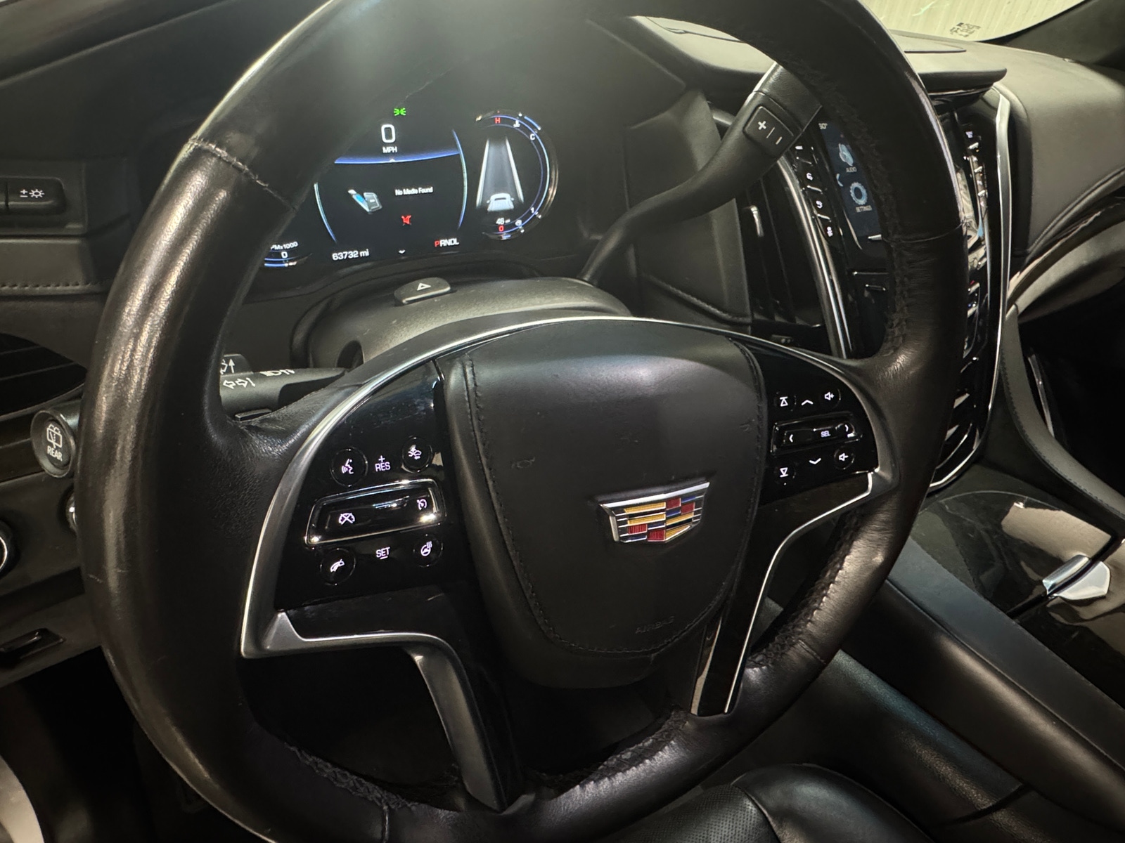 Thumbnail: 2018 Cadillac Escalade - 4