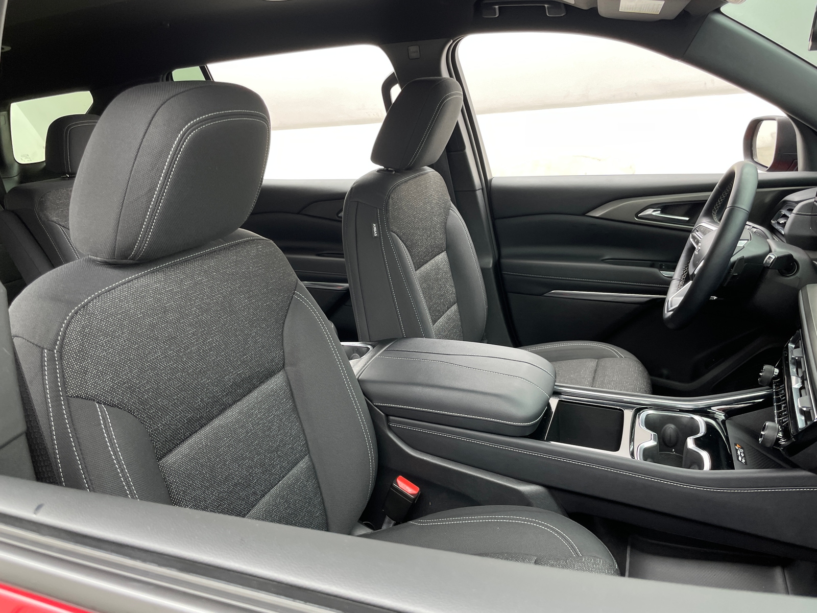 Thumbnail: 2025 Chevrolet Traverse - 2