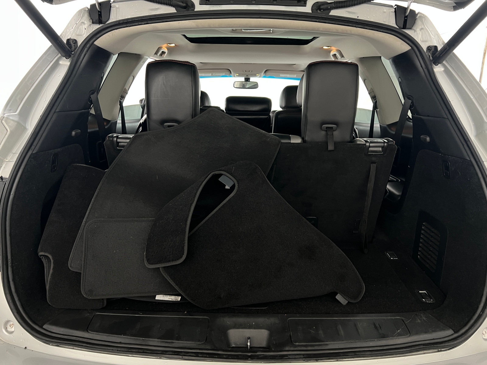 Thumbnail: 2020 Nissan Pathfinder - 6