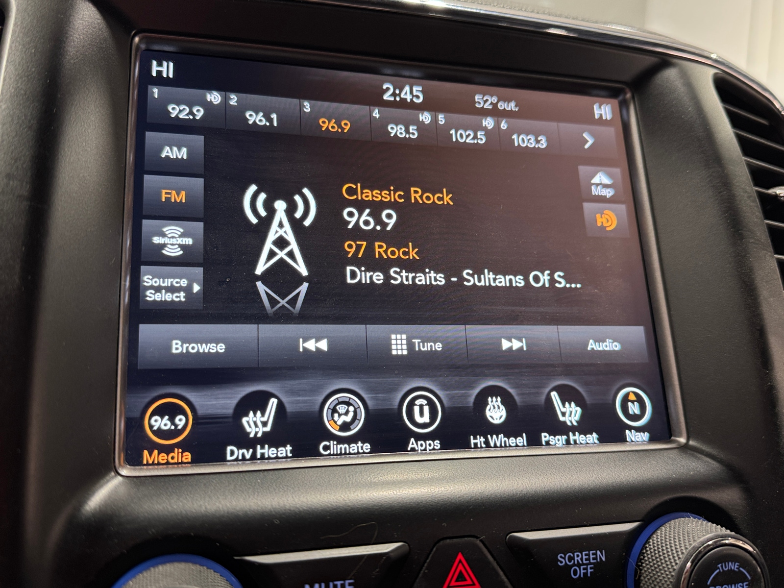 Thumbnail: 2018 Jeep Grand Cherokee - 4