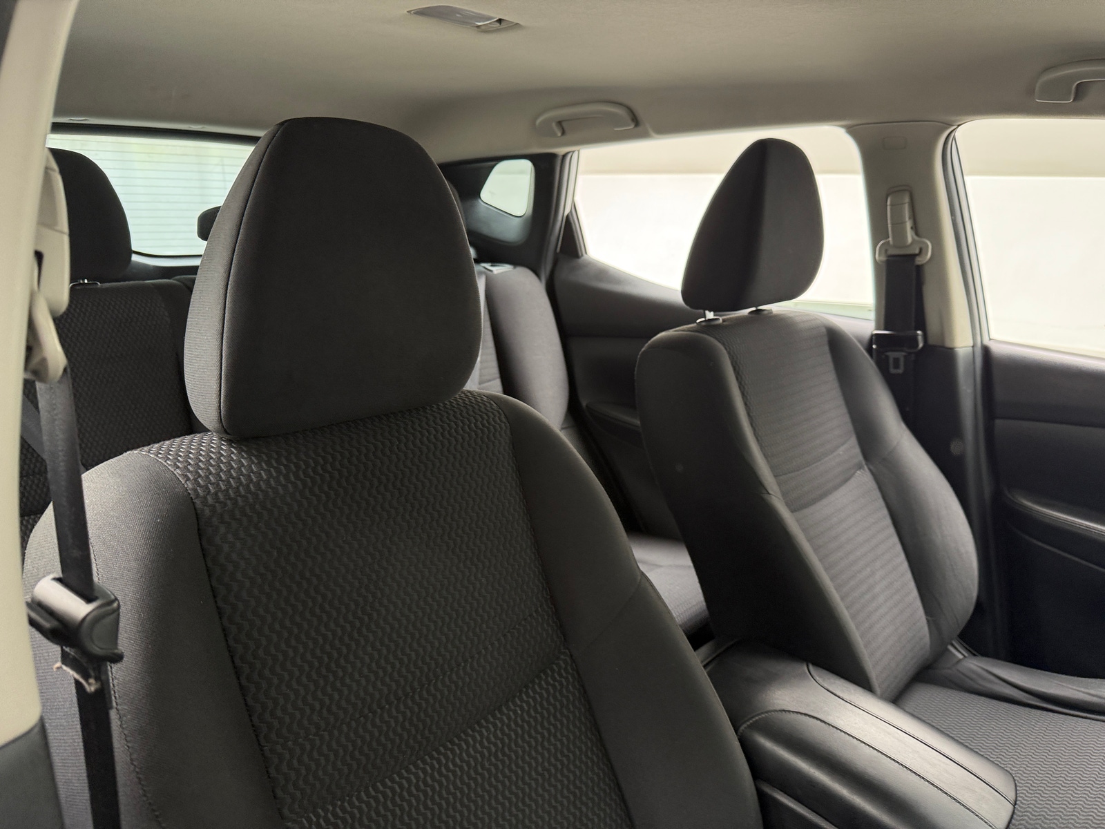 Thumbnail: 2018 Nissan Rogue Sport - 2