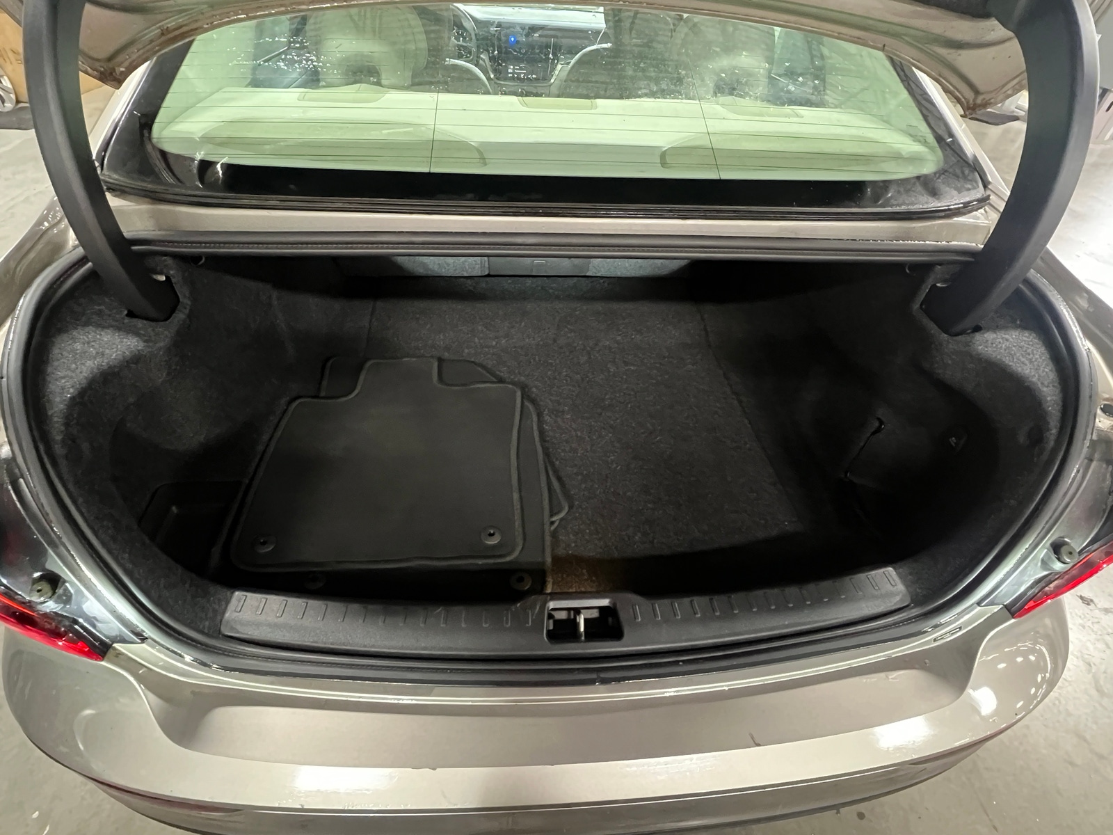 Thumbnail: 2020 Volvo S60 - 6