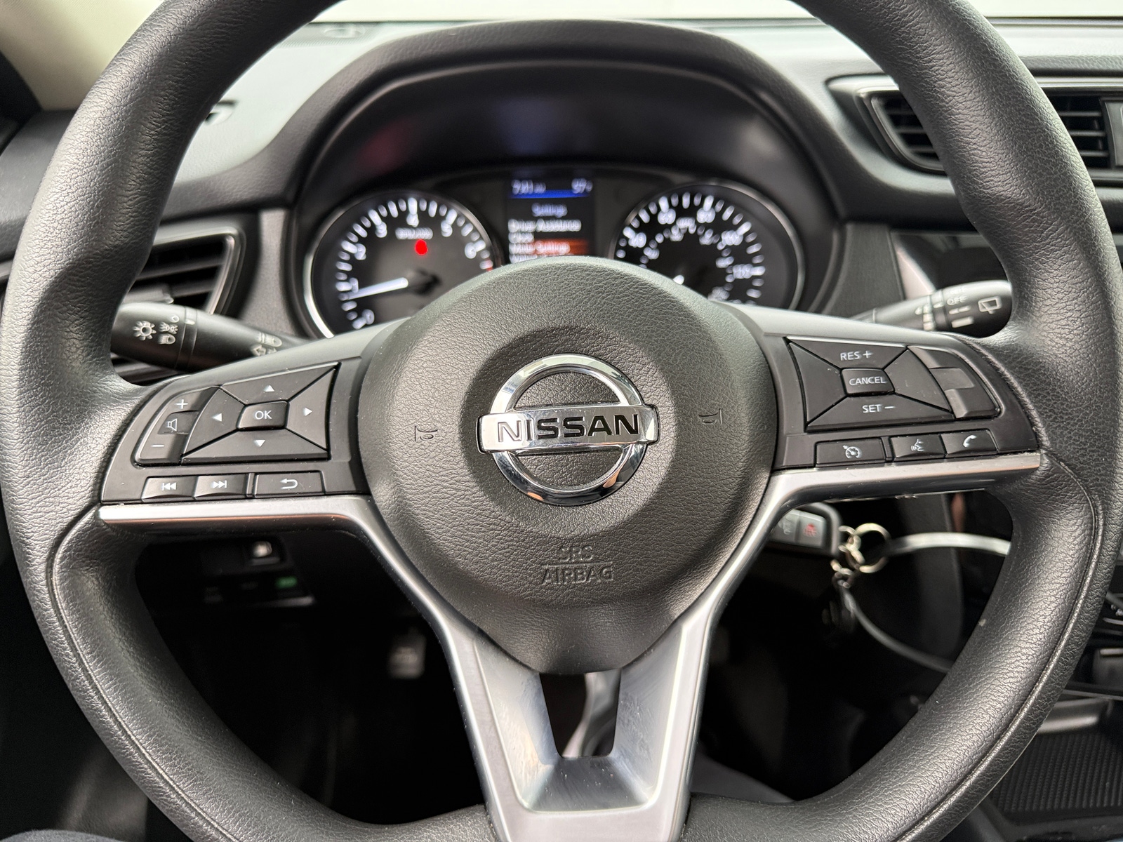 Thumbnail: 2018 Nissan Rogue - 5