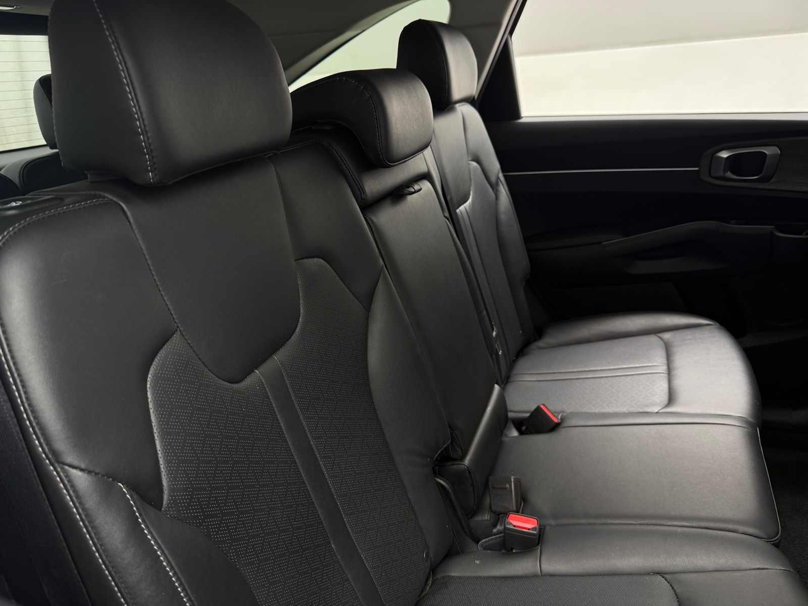 Thumbnail: 2022 Kia Sorento - 5