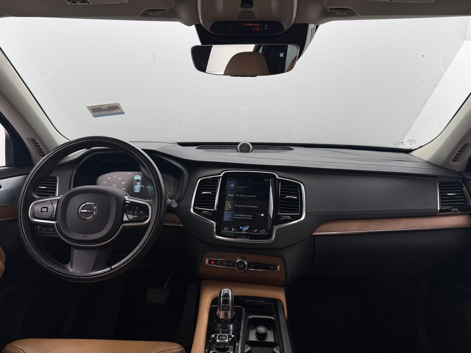 Thumbnail: 2016 Volvo XC90 - 2