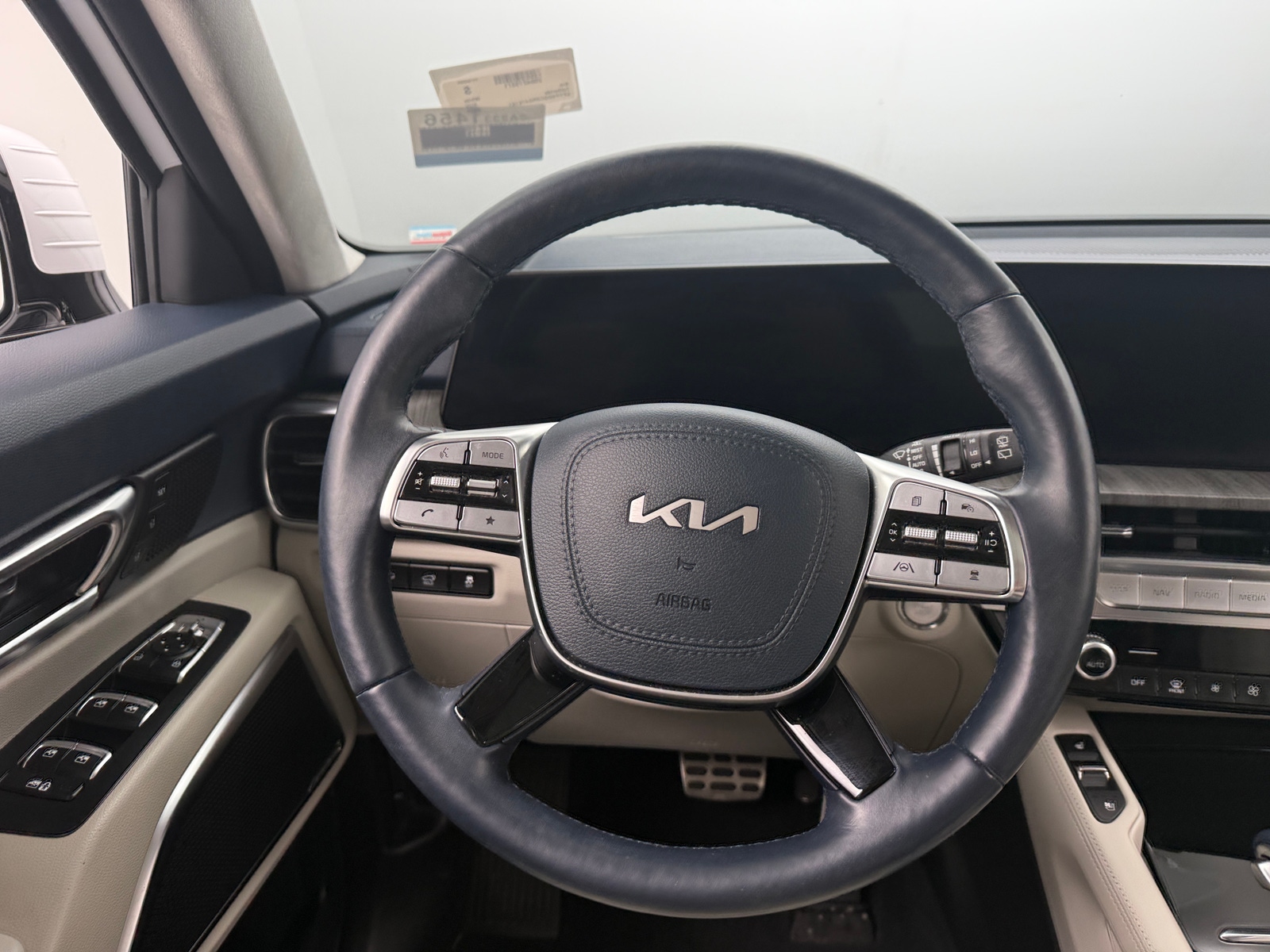 Thumbnail: 2024 Kia Telluride - 4