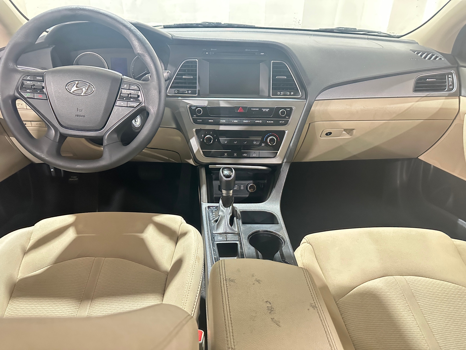 Thumbnail: 2017 Hyundai Sonata - 3
