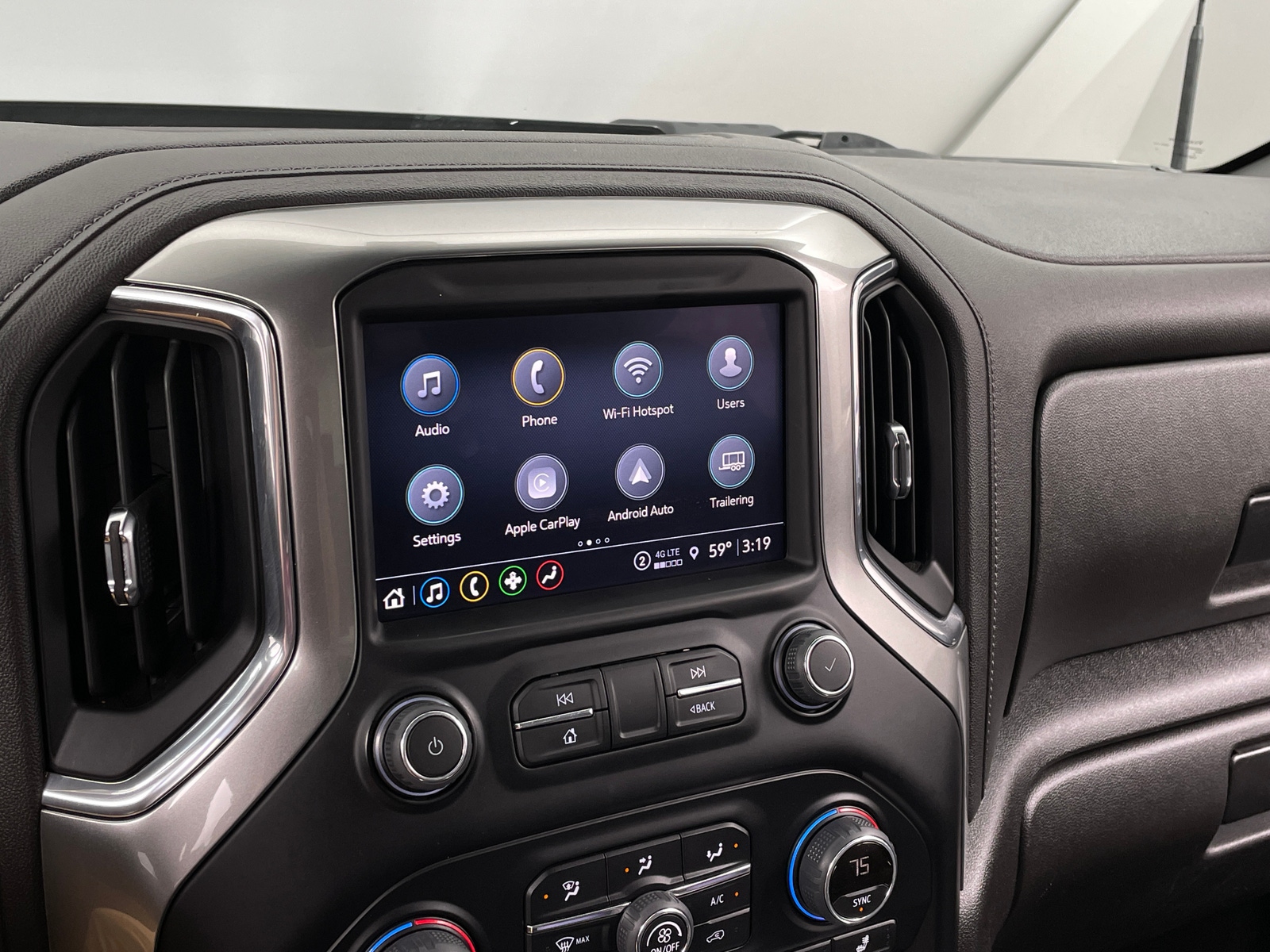 Thumbnail: 2022 Chevrolet Silverado 3500 - 4