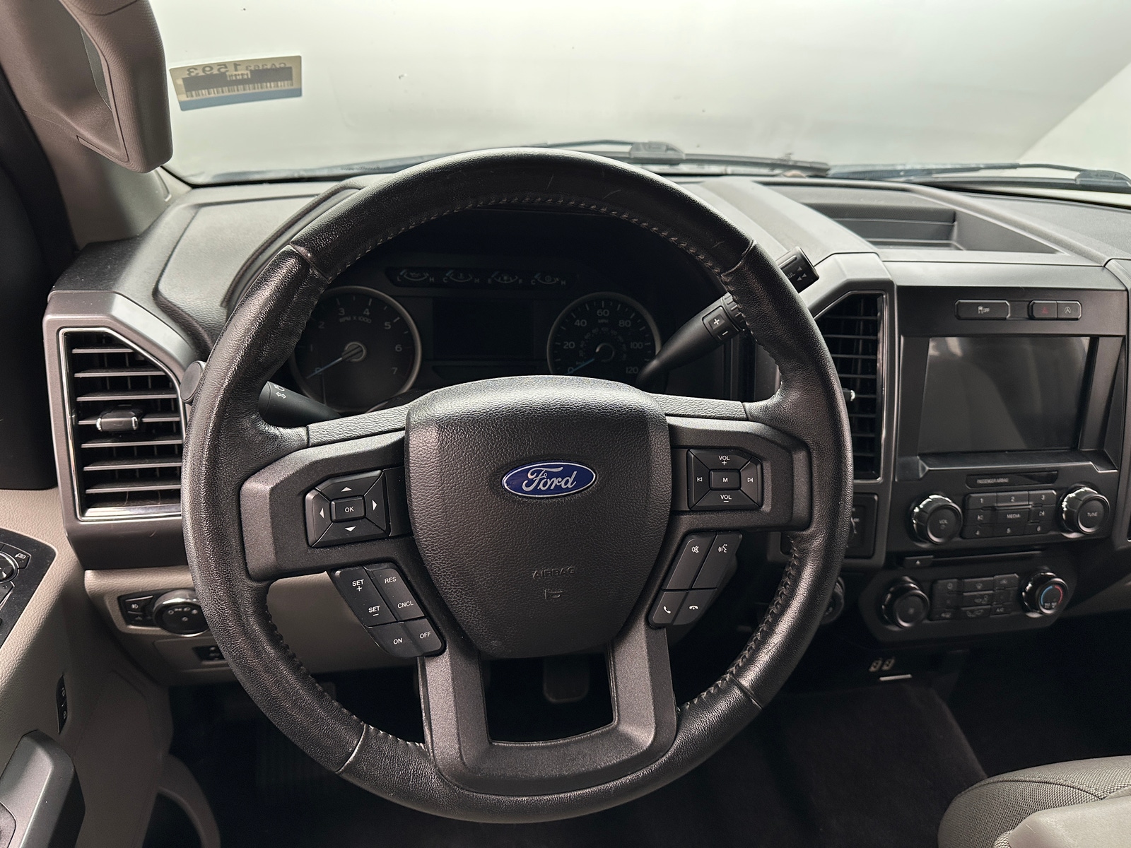 Thumbnail: 2017 Ford Econoline - 5