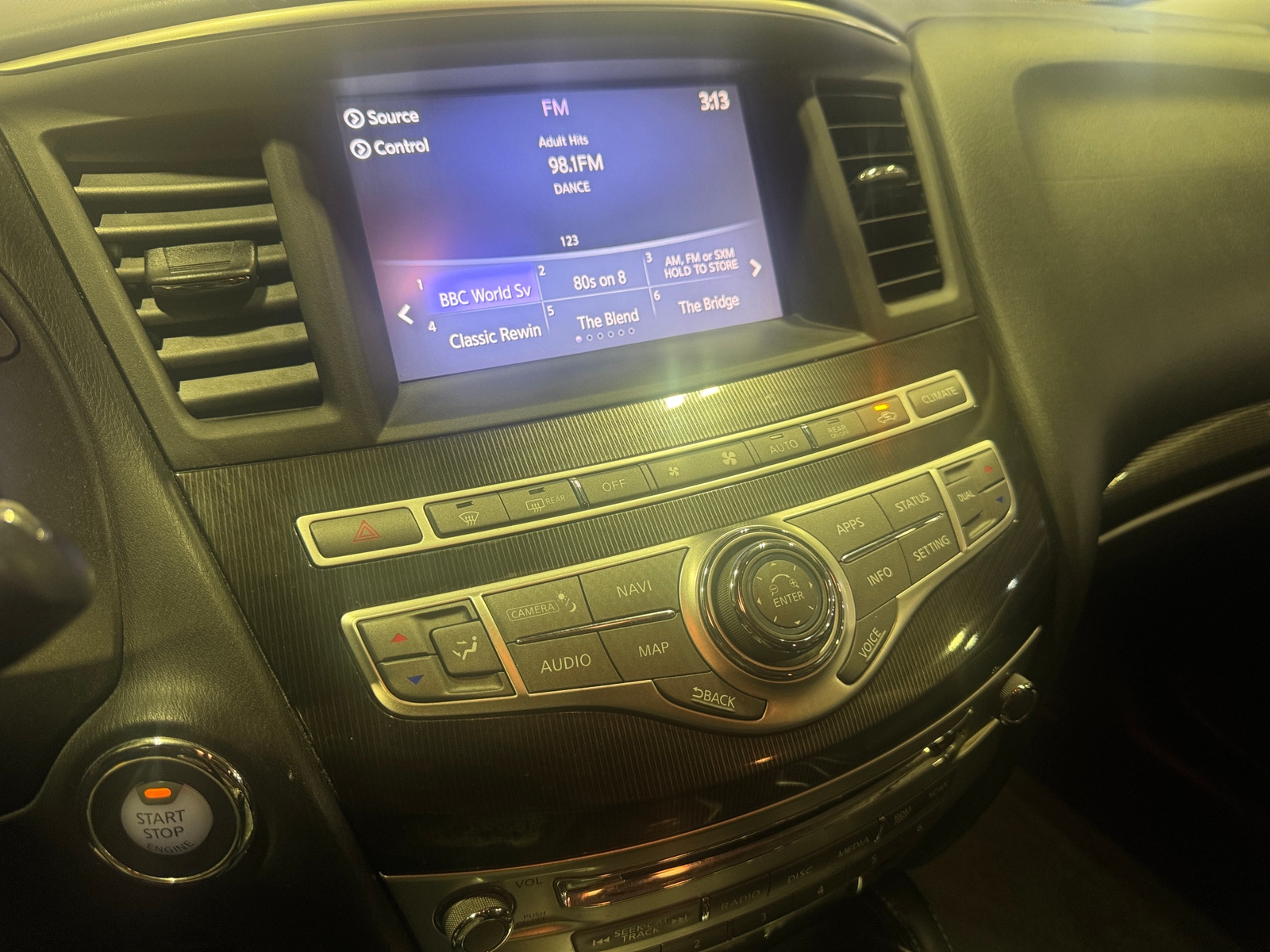 Thumbnail: 2017 INFINITI QX60 - 3