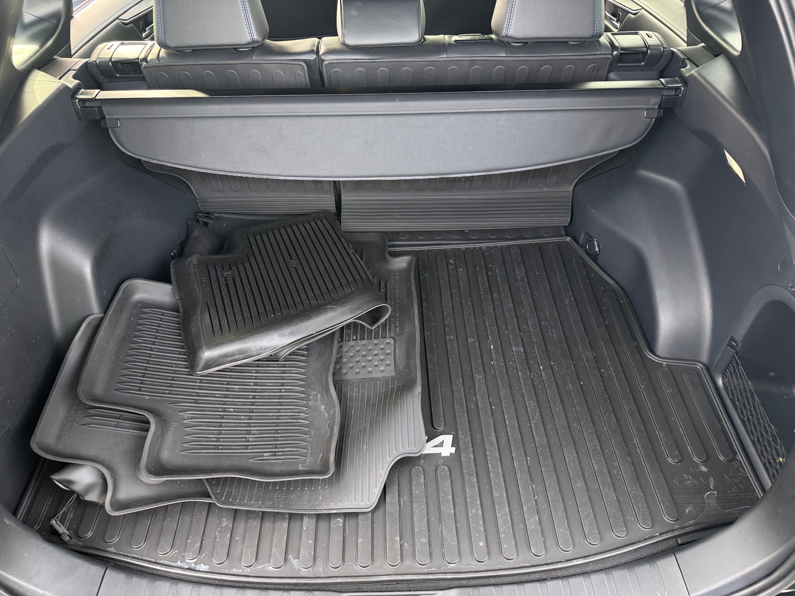 Thumbnail: 2024 Toyota RAV4 - 6