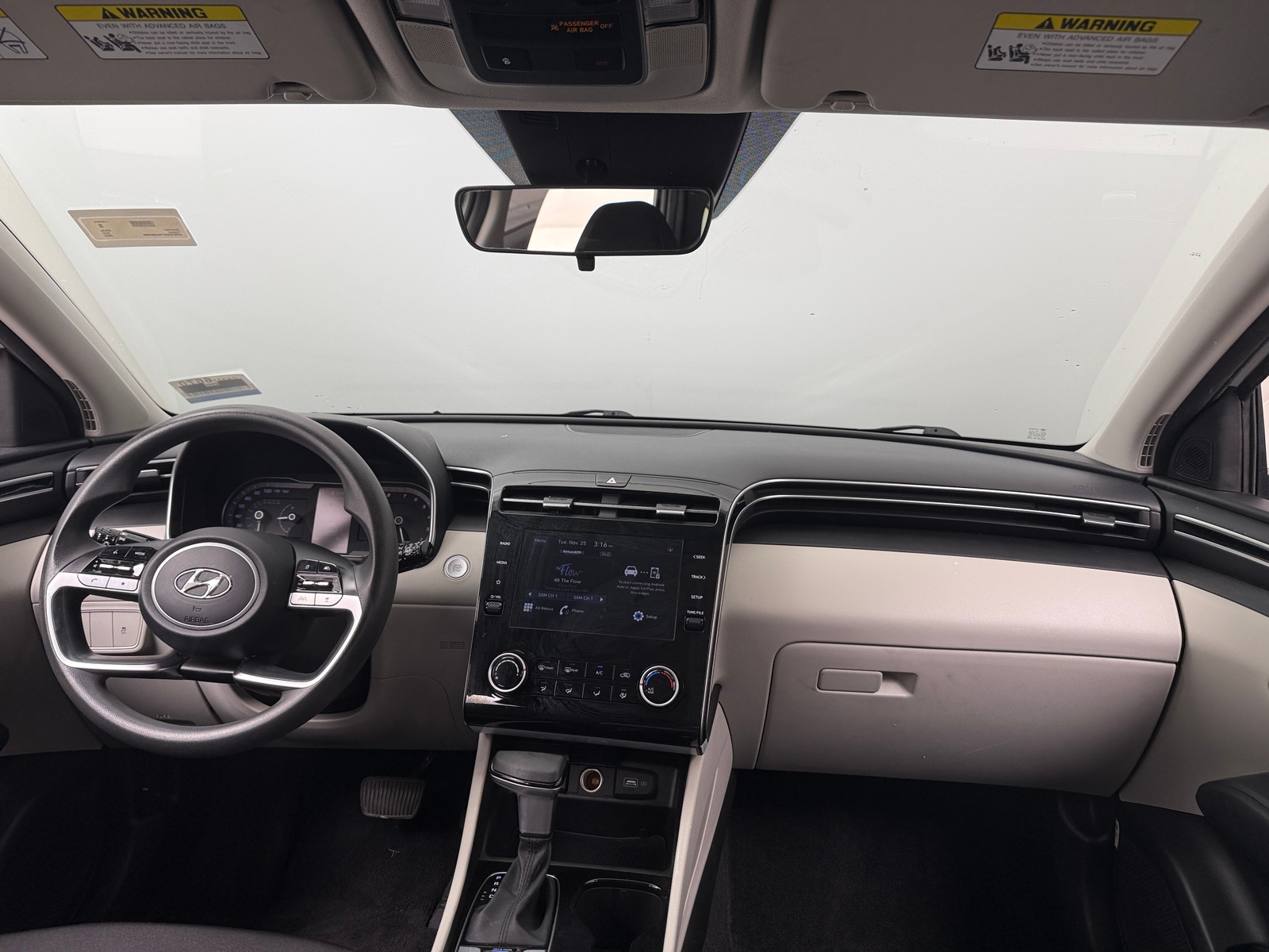 Thumbnail: 2022 Hyundai Tucson - 3