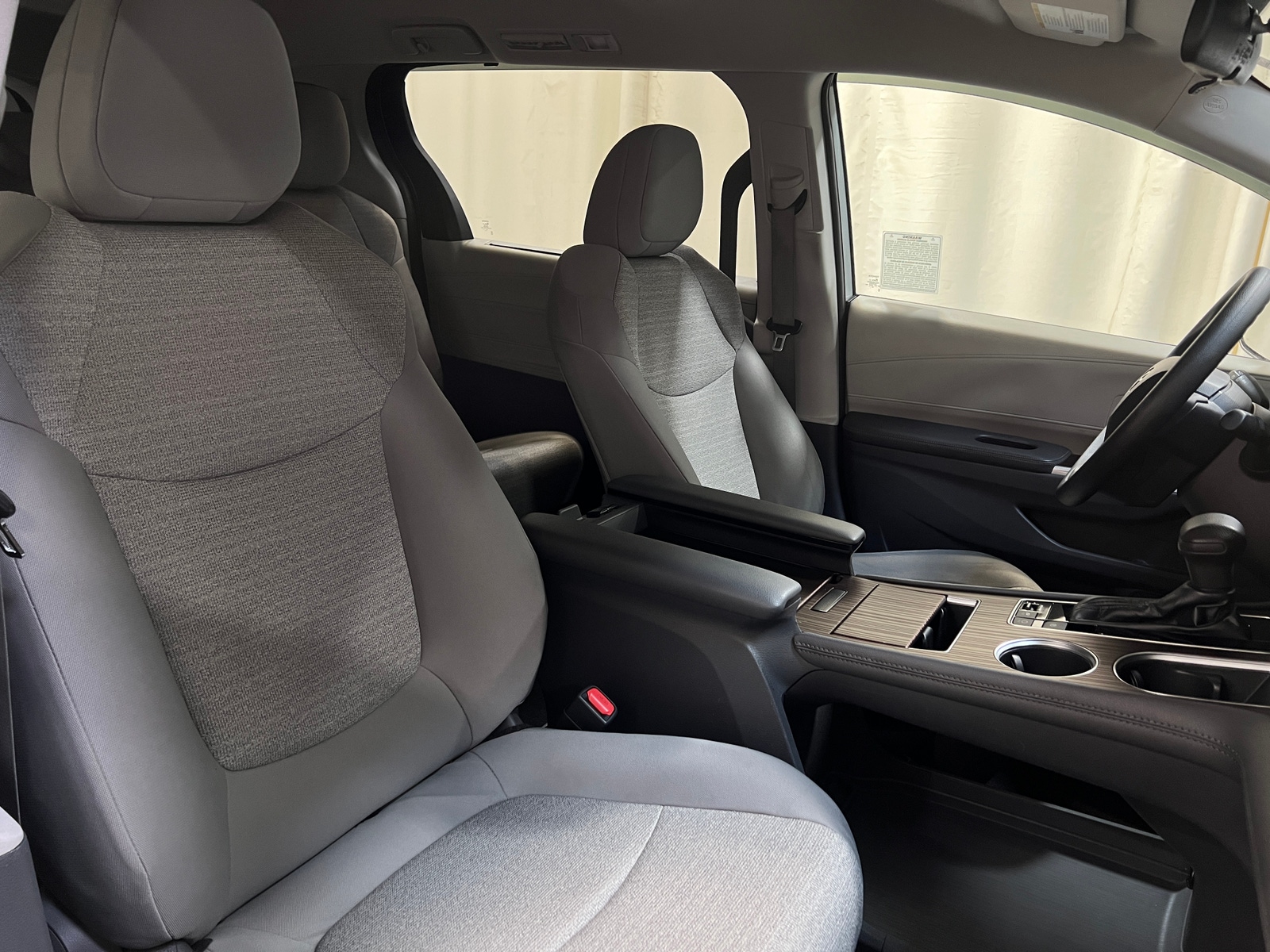 Thumbnail: 2021 Toyota Sienna - 2