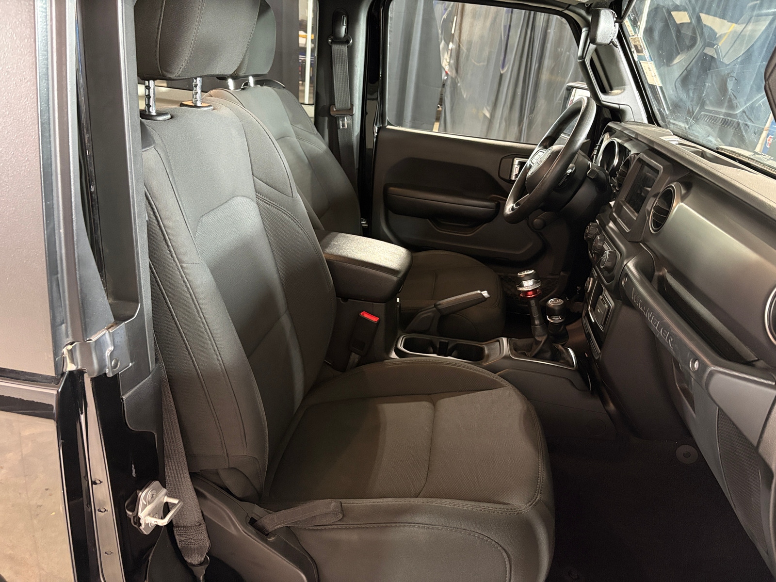 Thumbnail: 2019 Jeep Wrangler - 2