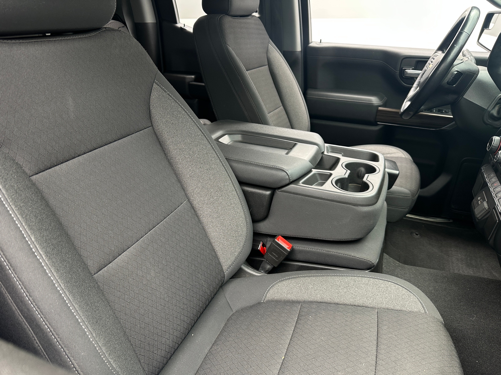 Thumbnail: 2021 Chevrolet Silverado 1500 - 2