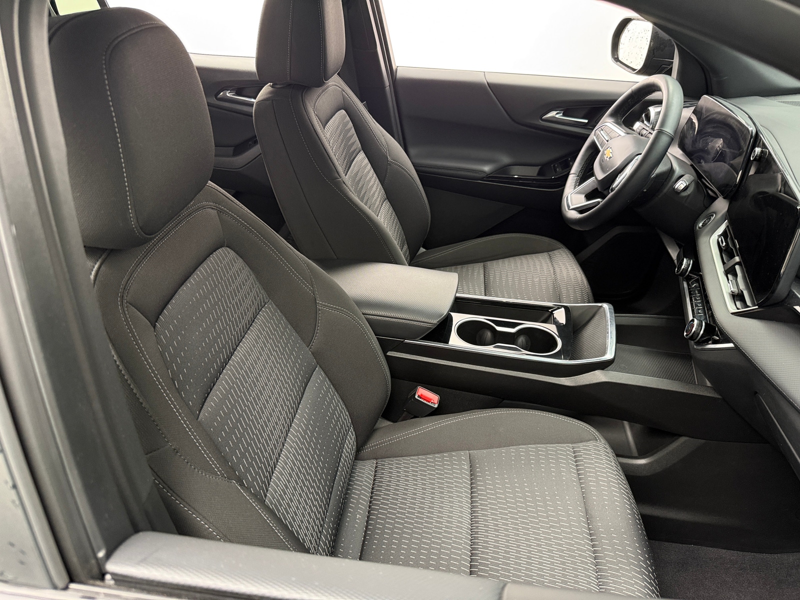 Thumbnail: 2025 Chevrolet Equinox - 2