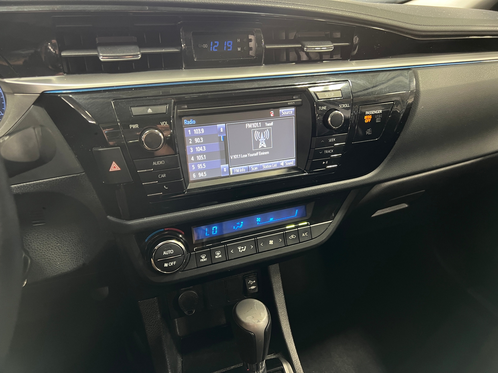 Thumbnail: 2016 Toyota Corolla - 4