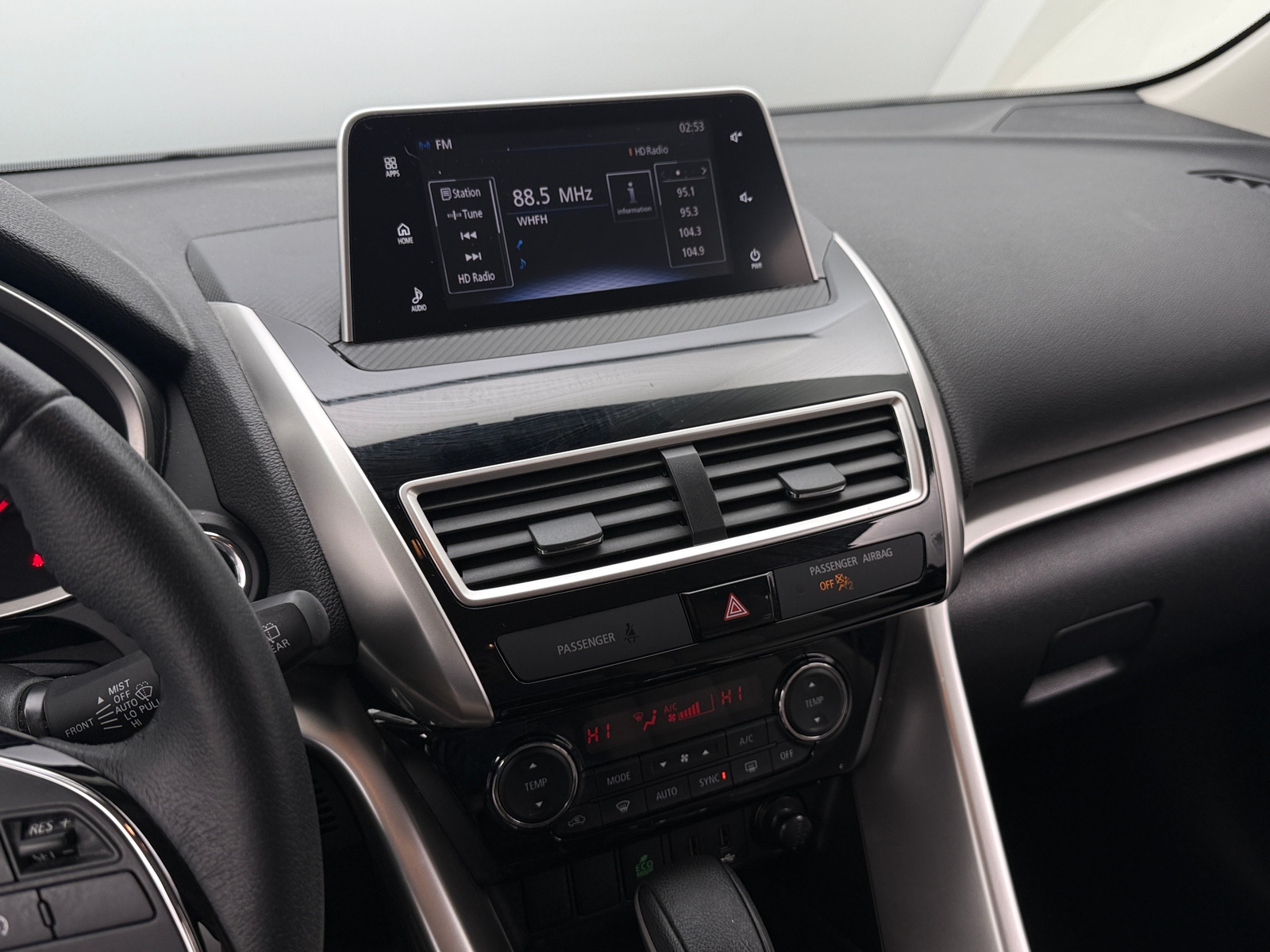 Thumbnail: 2020 Mitsubishi Eclipse Cross - 4