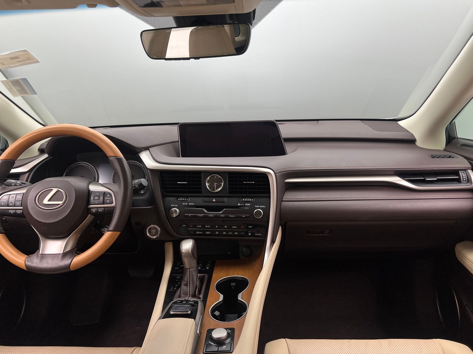 Thumbnail: 2018 Lexus RX - 2