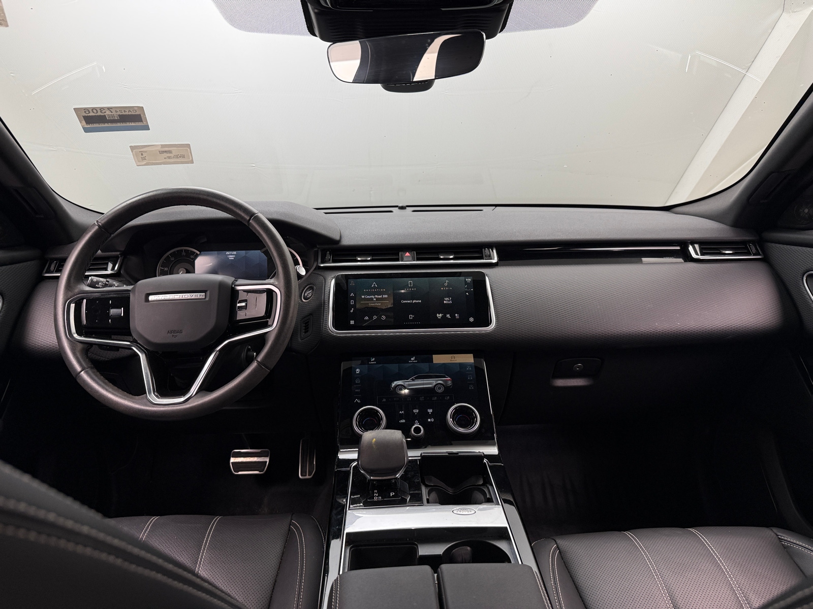 Thumbnail: 2023 Land Rover Range Rover Velar - 2