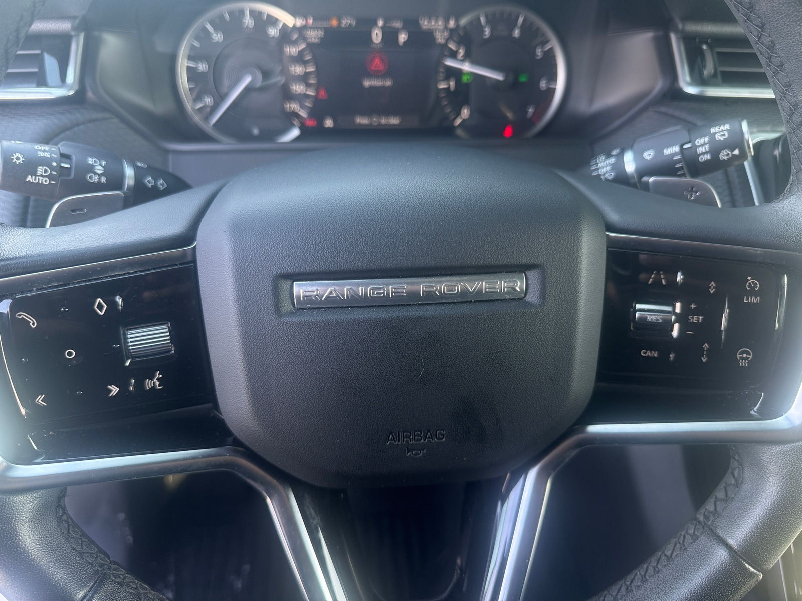 Thumbnail: 2023 Land Rover Range Rover Velar - 4