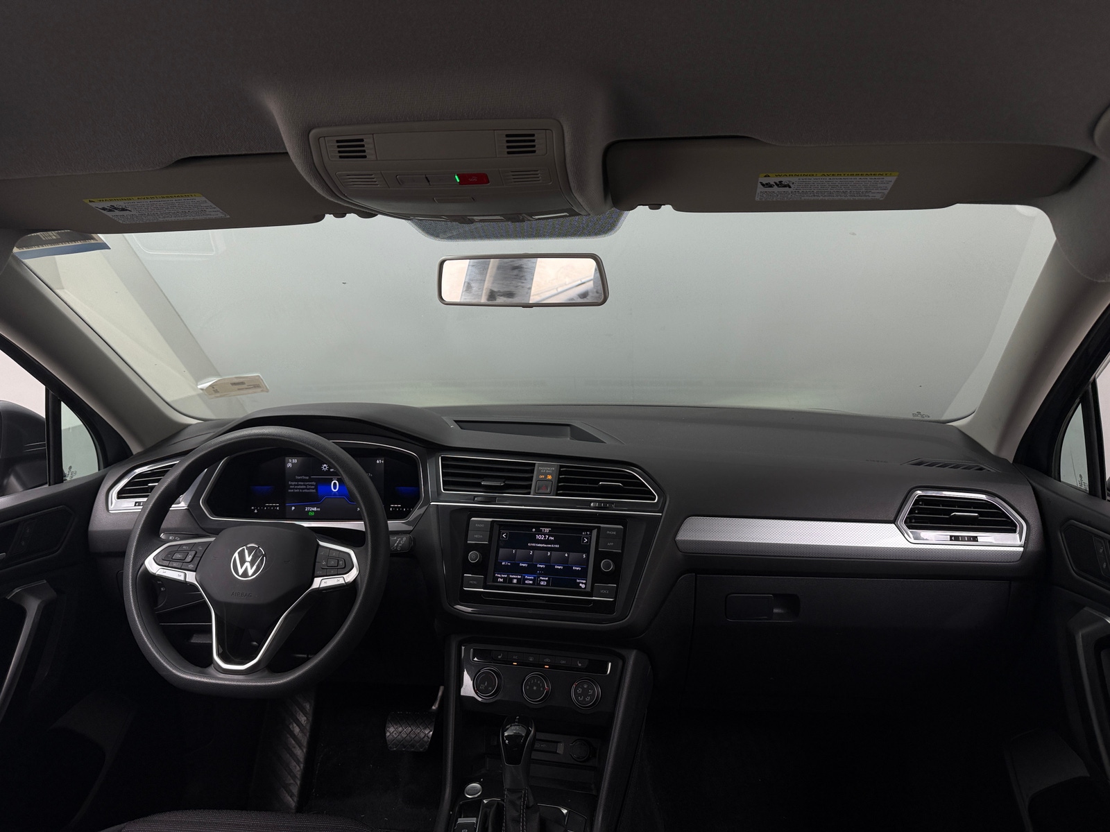 Thumbnail: 2022 Volkswagen Tiguan - 3