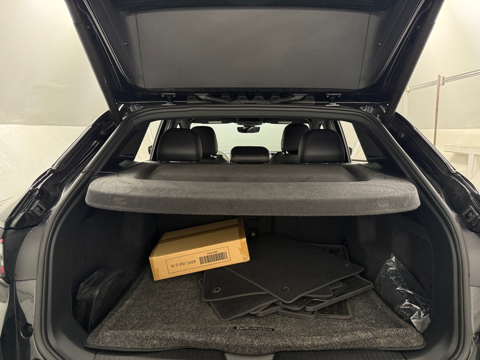 Thumbnail: 2021 Volkswagen ID.4 - 6