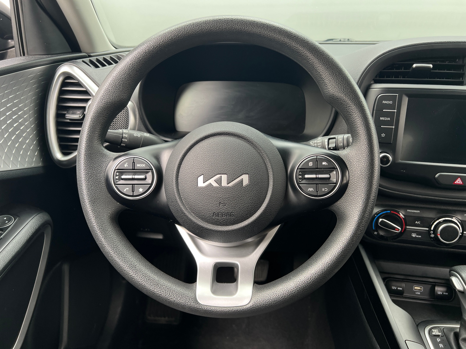 Thumbnail: 2023 Kia Soul - 5