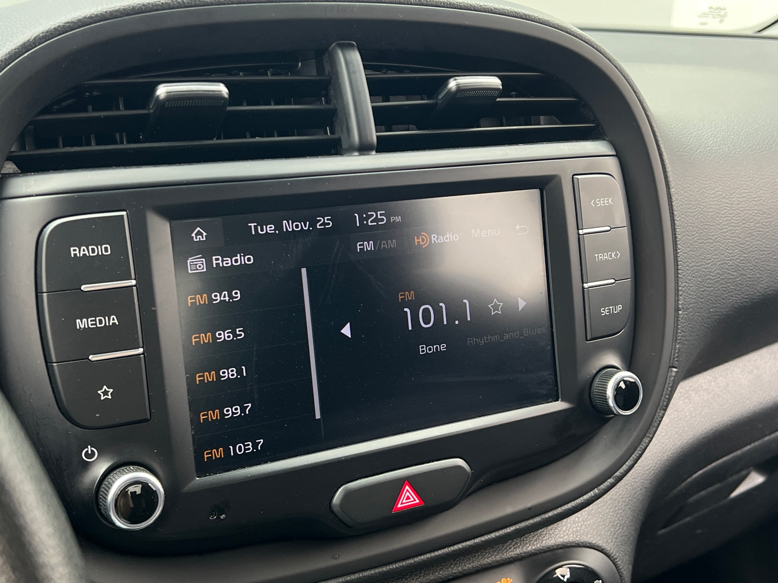 Thumbnail: 2023 Kia Soul - 4