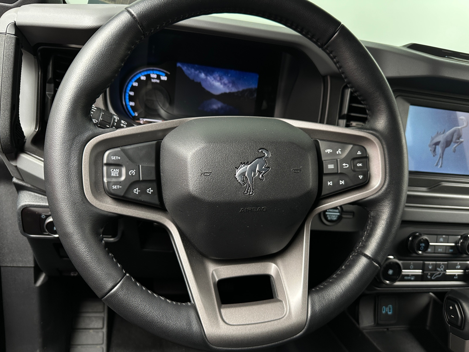 Thumbnail: 2023 Ford Bronco - 5