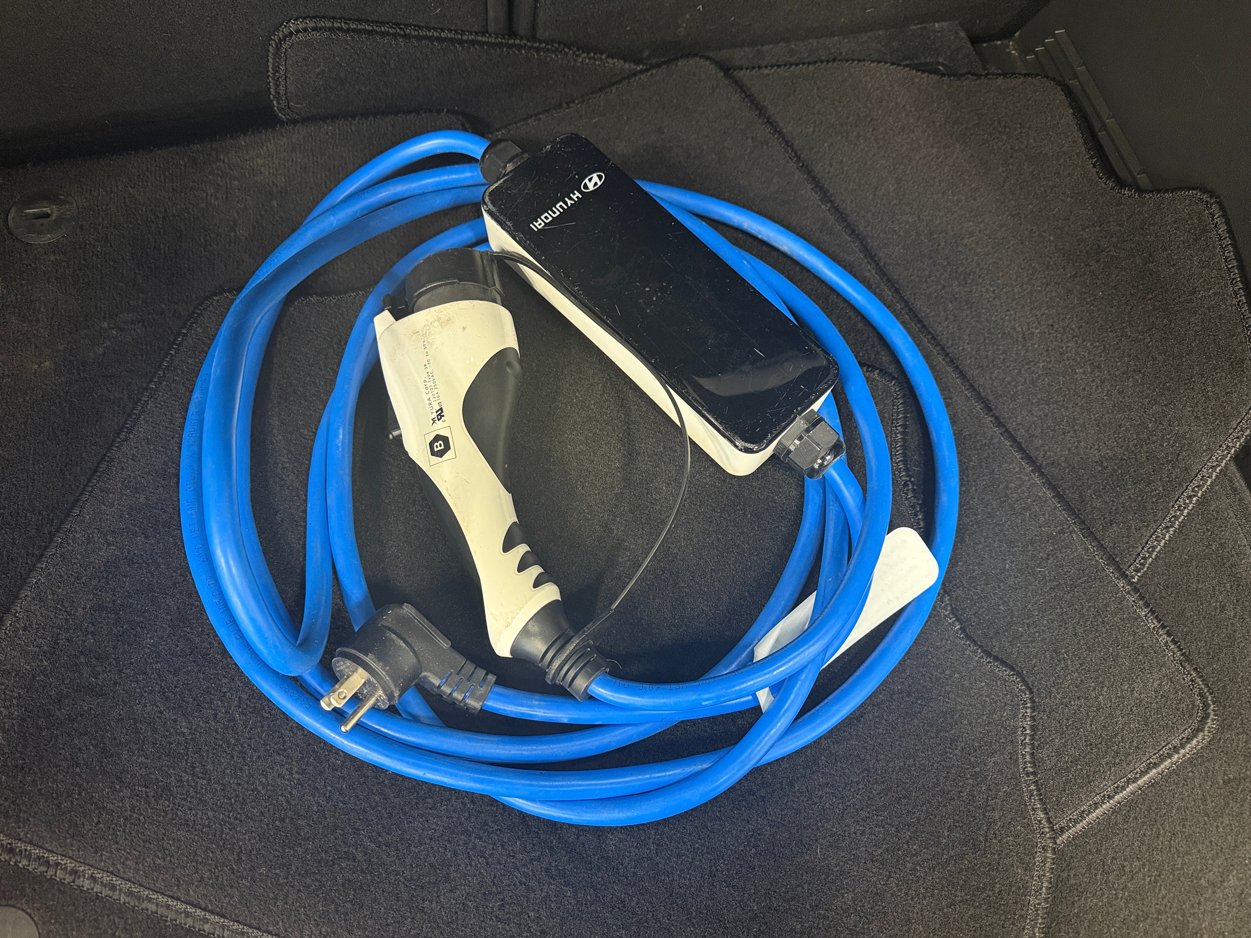 Used 2023 Hyundai Kona EV SE with VIN KM8K23AG0PU168963 for sale in Oak Creek, WI