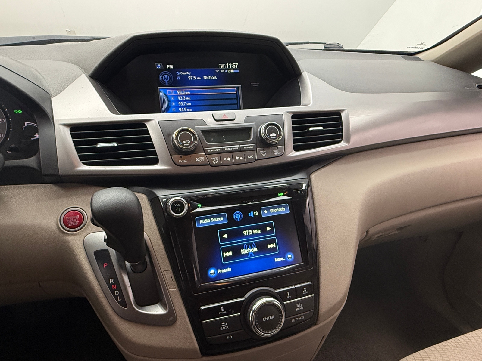 Thumbnail: 2016 Honda Odyssey - 4