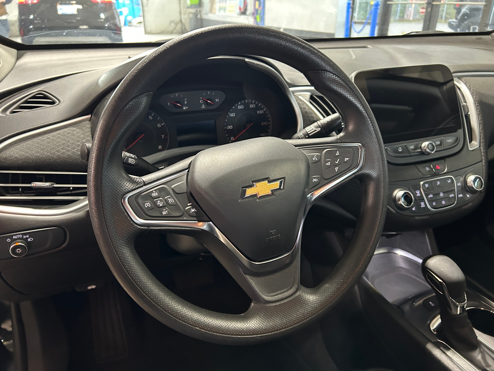 Thumbnail: 2024 Chevrolet Malibu - 5