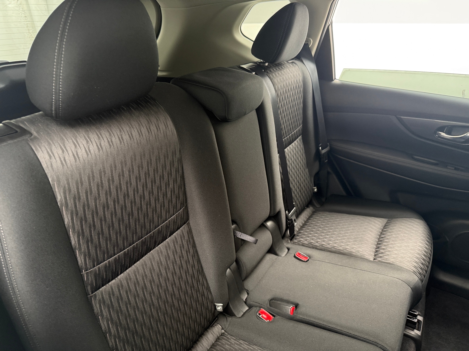 Thumbnail: 2019 Nissan Rogue - 6