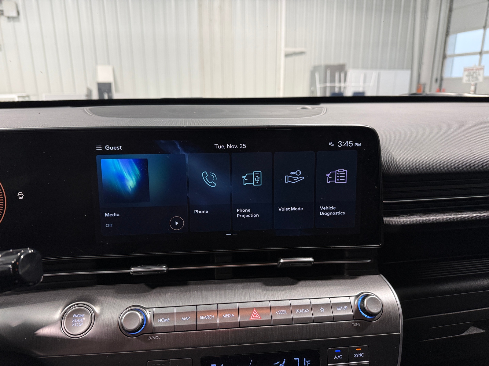 Thumbnail: 2025 Hyundai Kona - 4