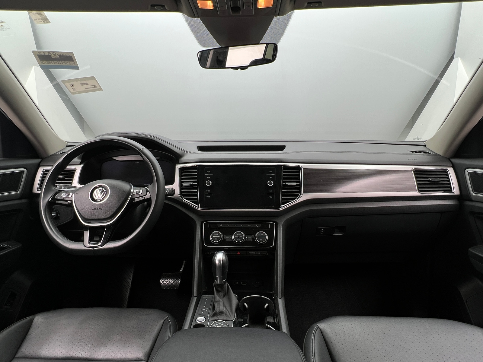 Thumbnail: 2019 Volkswagen Atlas - 2