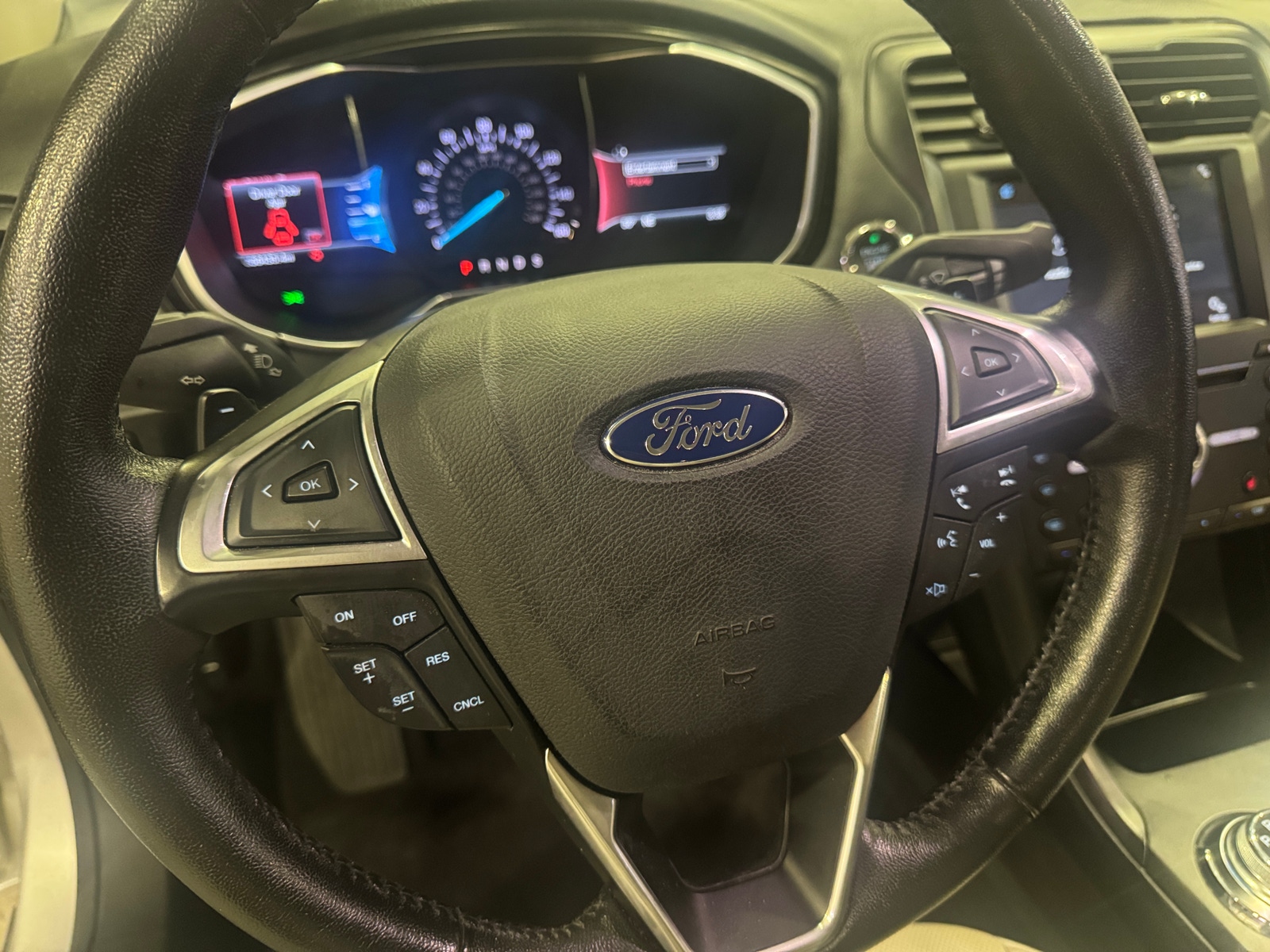 Thumbnail: 2017 Ford Fusion - 4