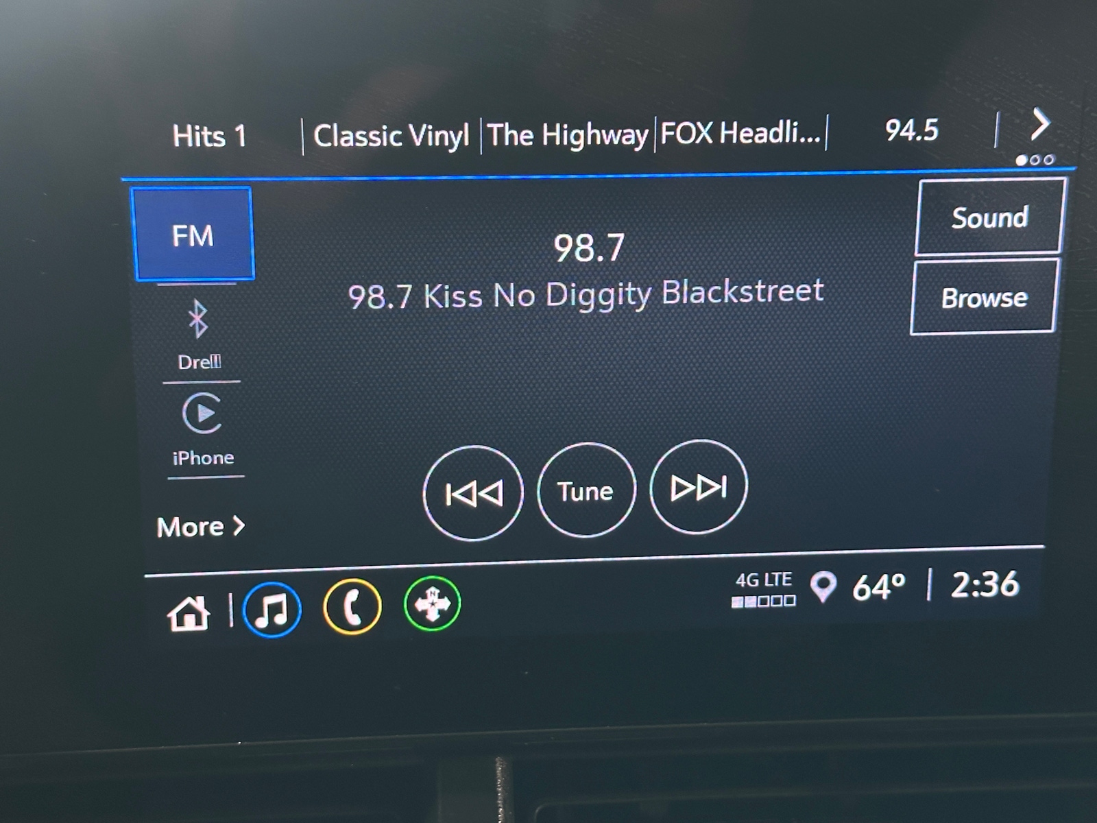 Thumbnail: 2024 Chevrolet Trax - 4