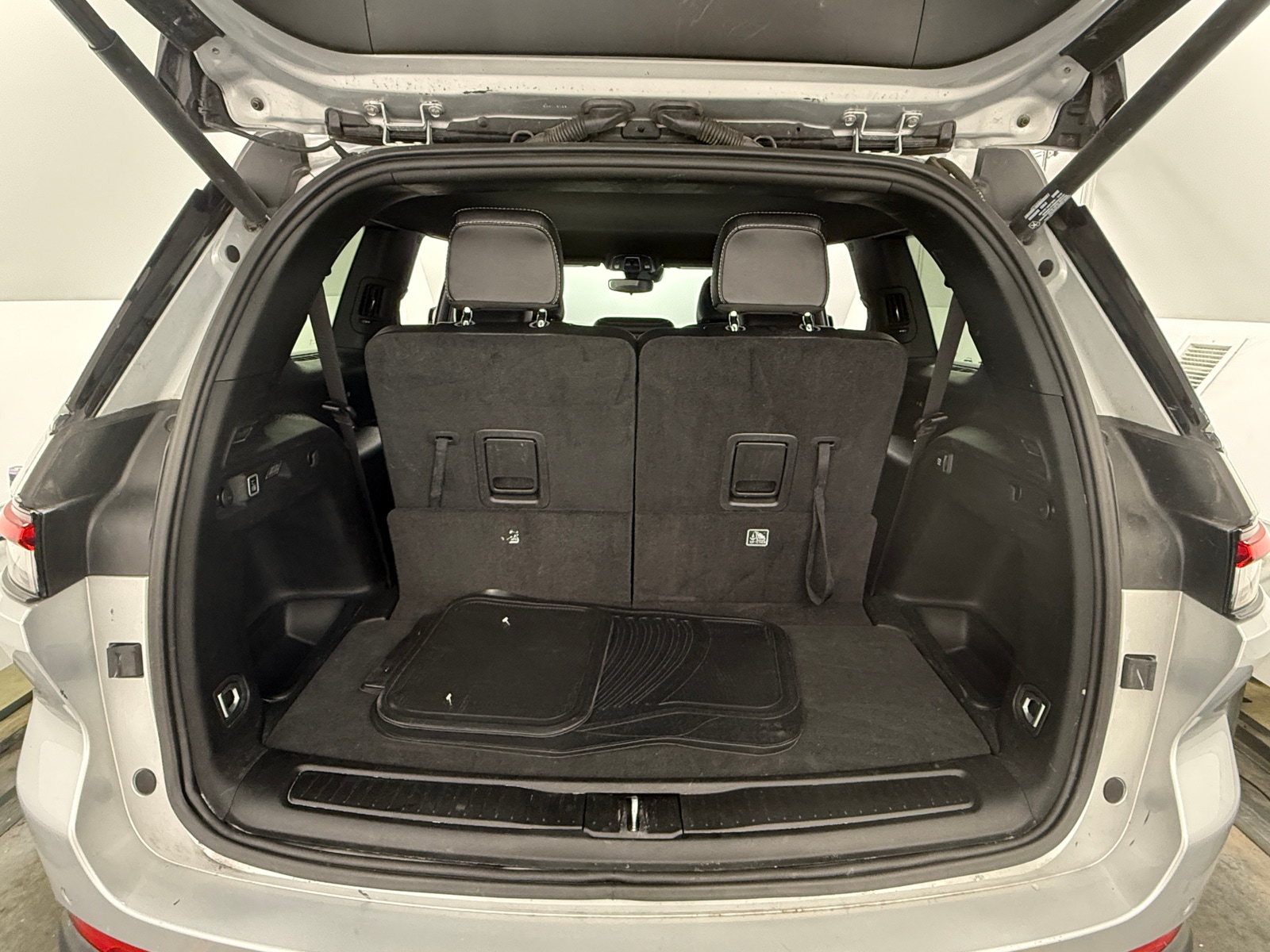 Thumbnail: 2024 Jeep Grand Cherokee L - 6