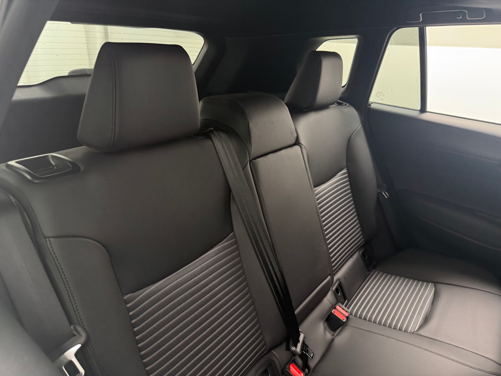 Thumbnail: 2023 Toyota Corolla Cross - 5