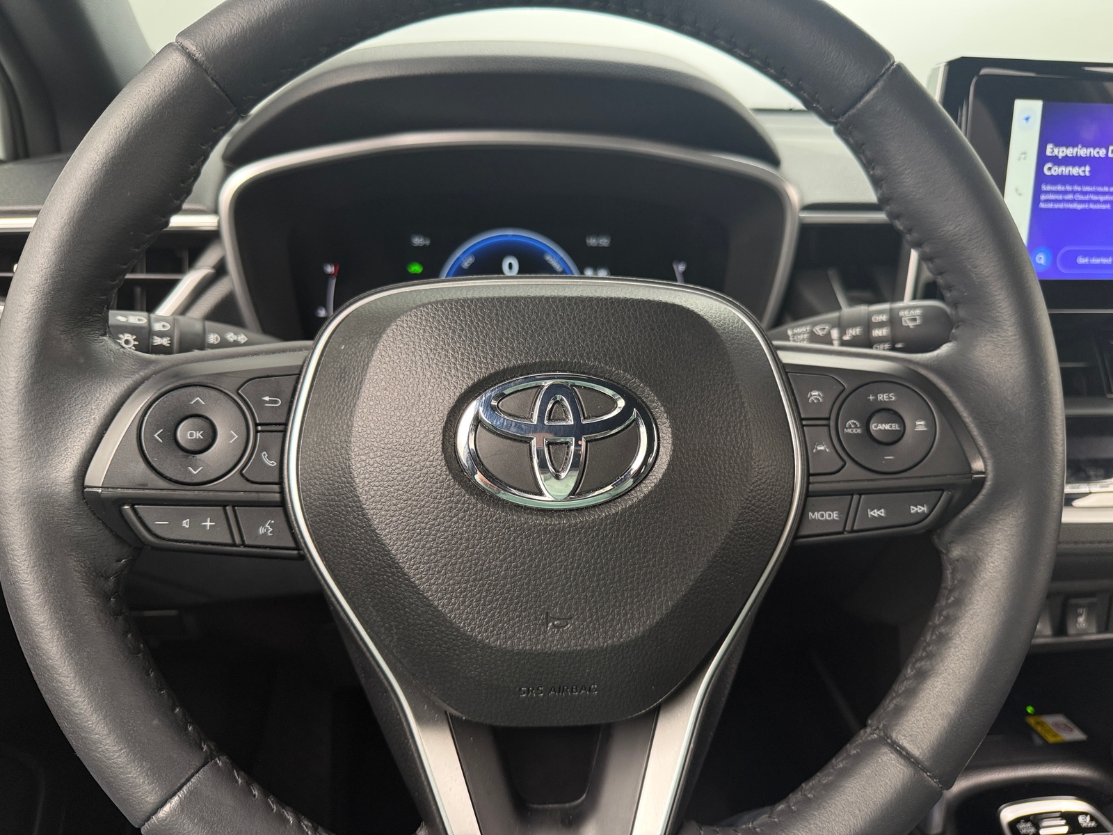 Thumbnail: 2023 Toyota Corolla Cross - 4