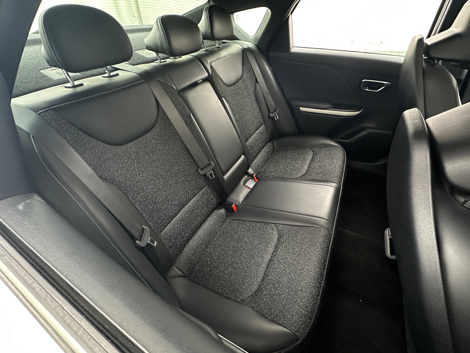 Thumbnail: 2025 Kia K4 - 5