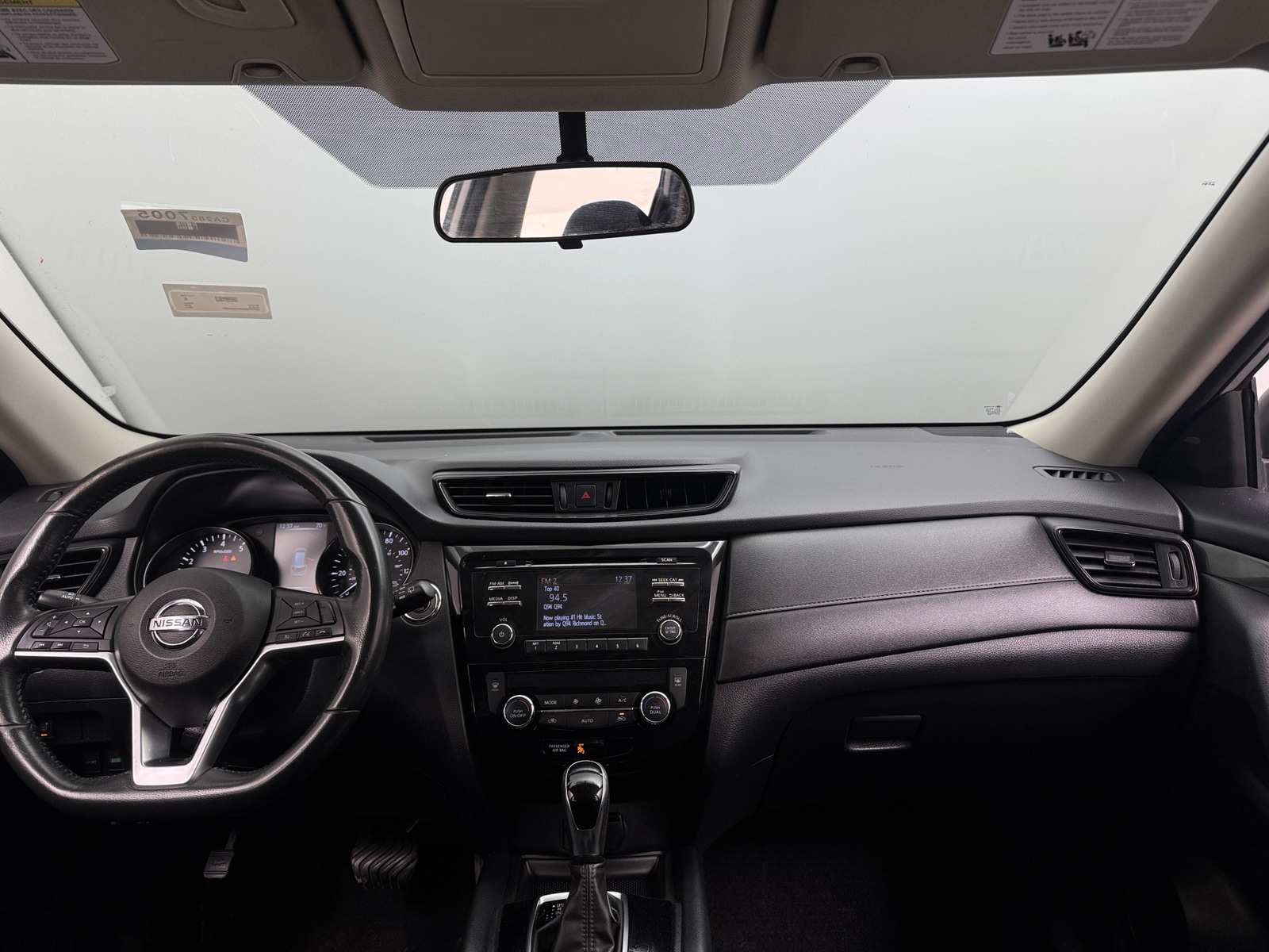 Thumbnail: 2017 Nissan Rogue - 3