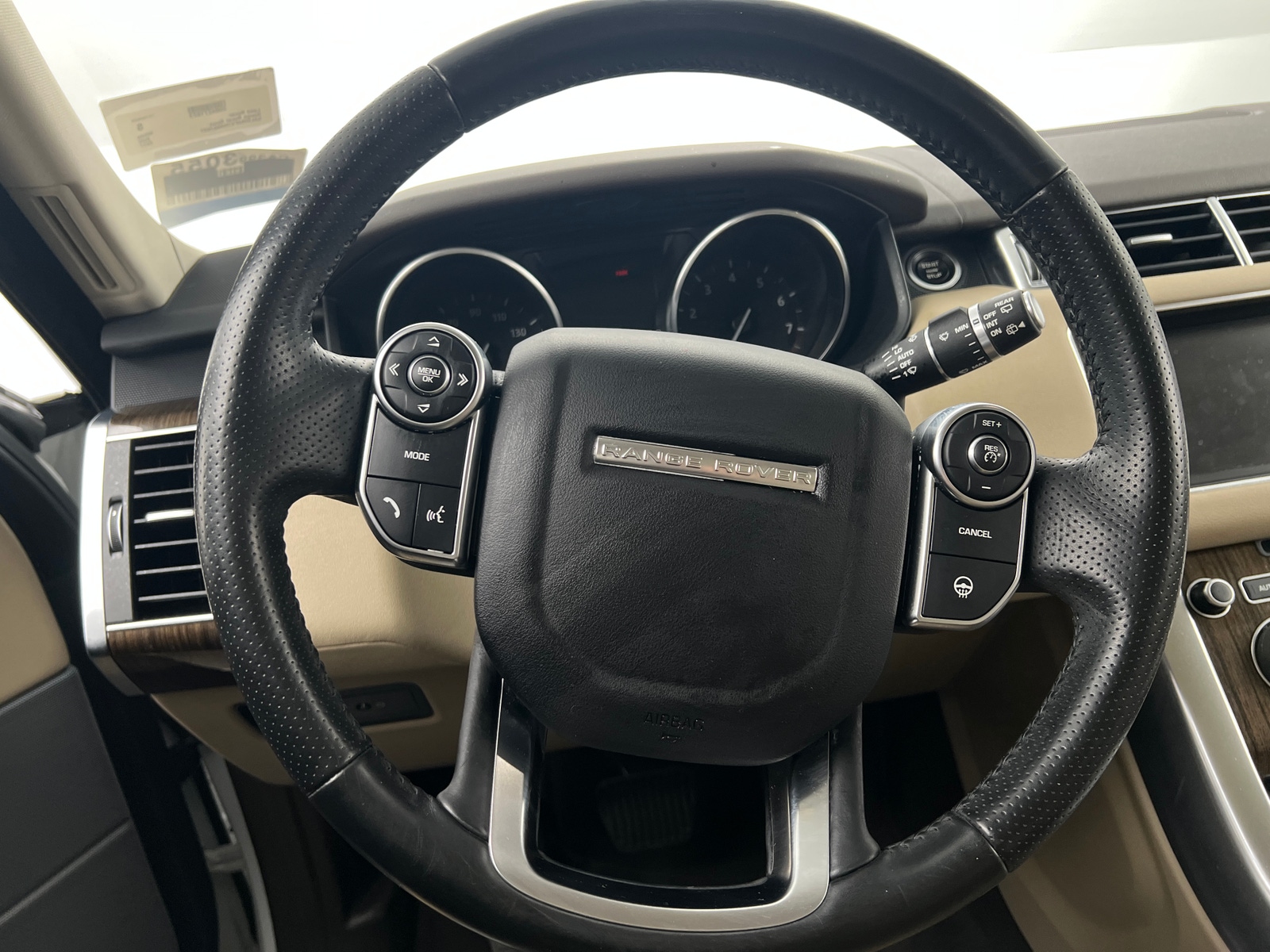 Thumbnail: 2017 Land Rover Range Rover Sport - 4