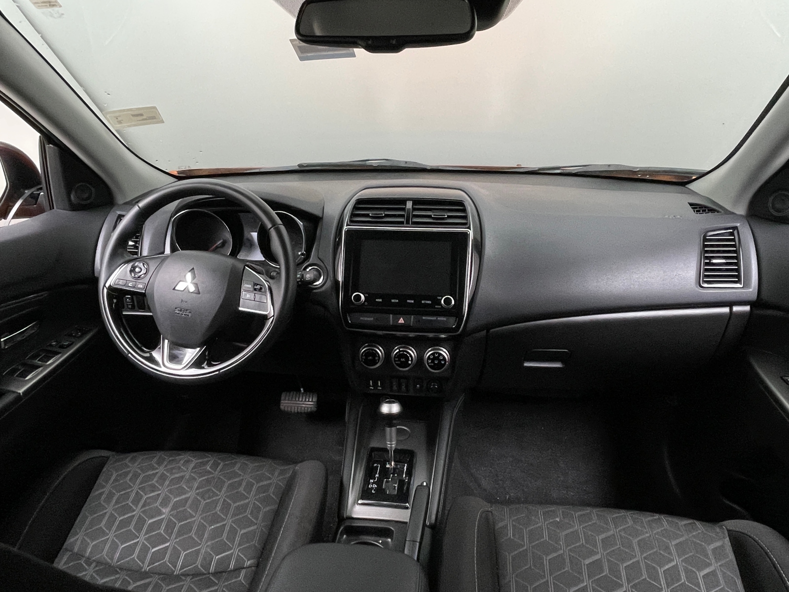 Thumbnail: 2021 Mitsubishi Outlander Sport - 3